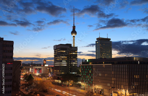 Berlin-Mitte in der blauen Stunde (Abendstimmung)
