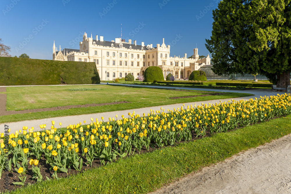 Fototapeta premium Lednice Palace with garden, Czech Republic