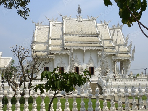 White Temple (Wat Rong Khun) in Chiang Rai, Thailand photo