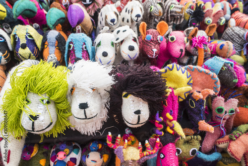 Handmade animal toys display in mexican market © cienpies