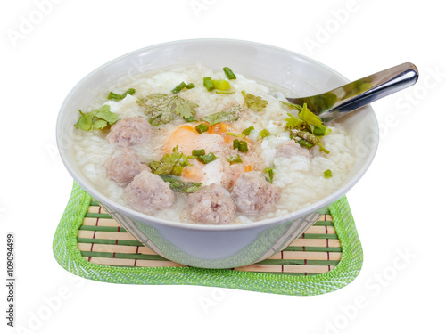Fotografie rice porridge with pork meat ball,clipping path