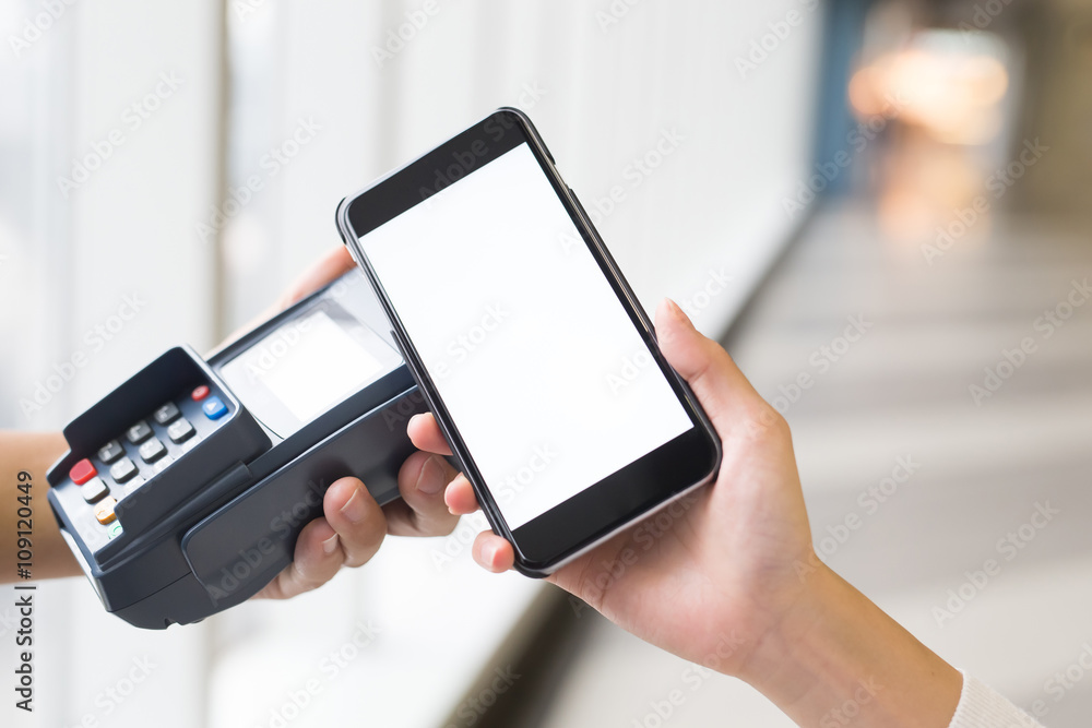 Customer pay by cellphone Customer pay by cellphone