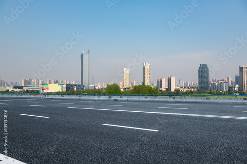 city road against the buildings