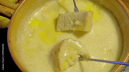 チーズフォンデュ