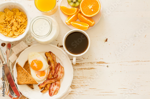 Fotografia, Obraz Traditional american breakfast