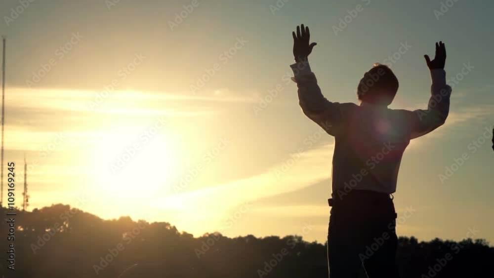 Man enjoying sunset and raising arms to sky, super slow motion 240fps
Man enjoying sunset and raising arms to sky, super slow motion 240fps