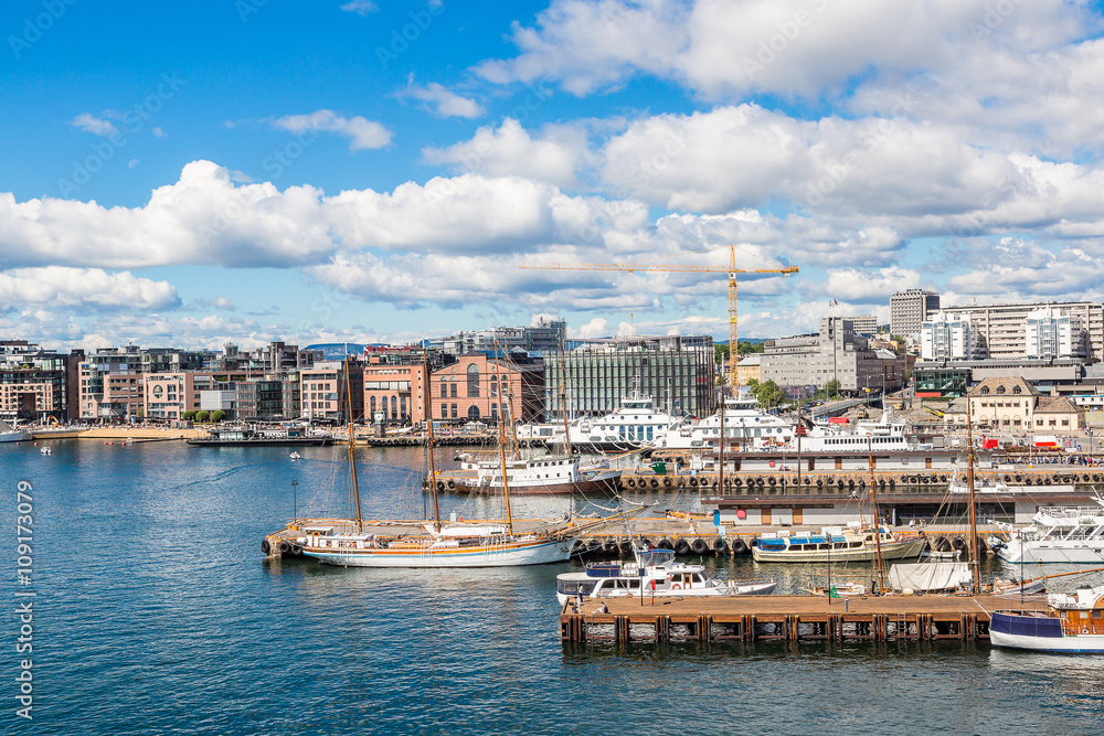 Fototapeta premium Oslo skyline and harbor. Norway