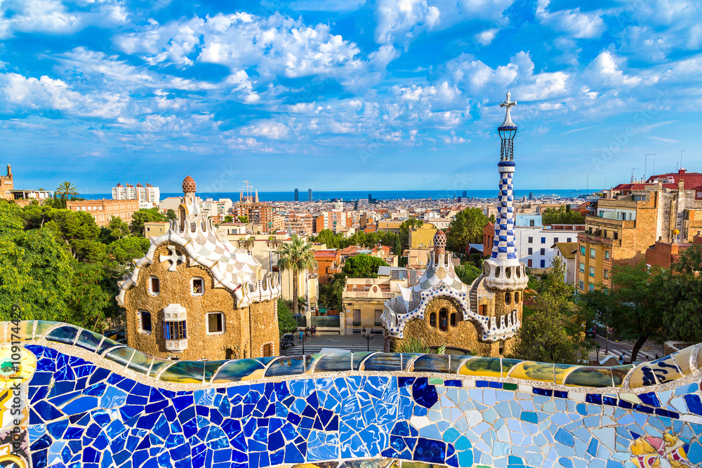 Park Guell in Barcelona, Spain - obrazy, fototapety, plakaty 