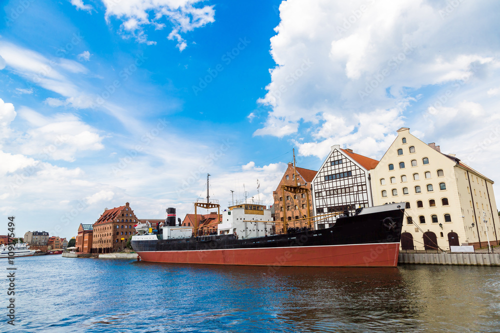 Obraz premium SS SOLDEK on Motlawa river in Gdansk