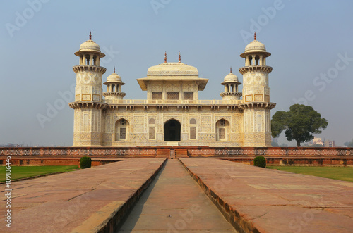 Tomb of Itimad-ud-Daulah in Agra, Uttar Pradesh, India photo