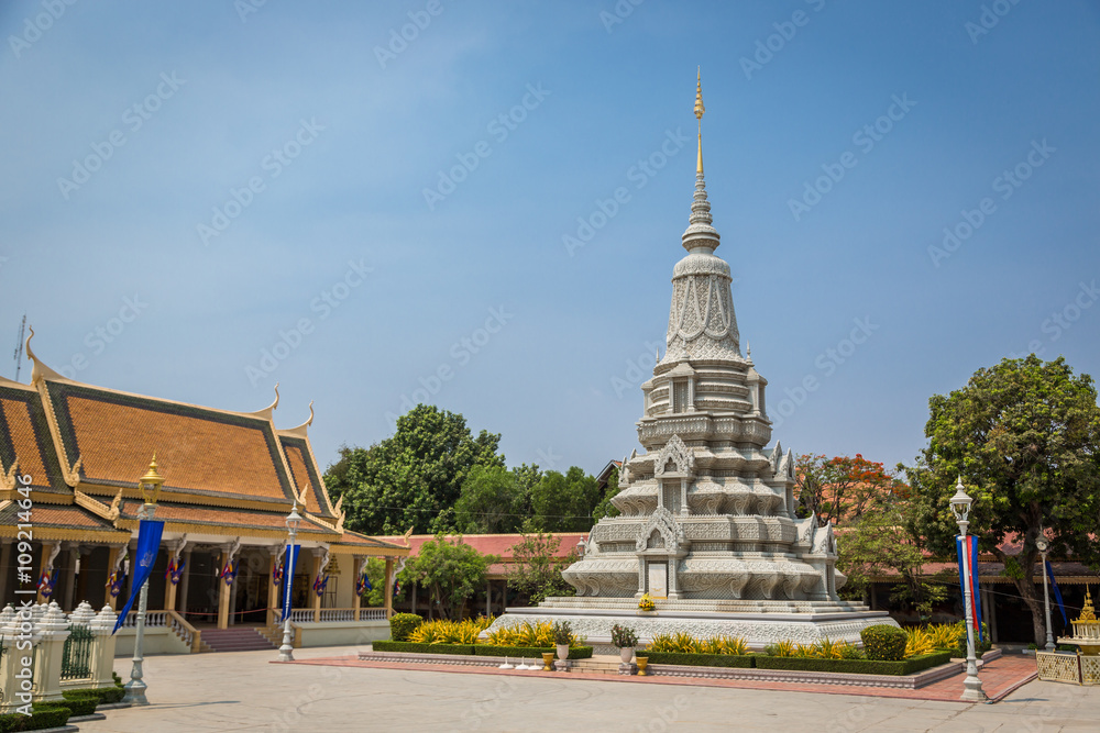 Budist temples in Phnom Penh
