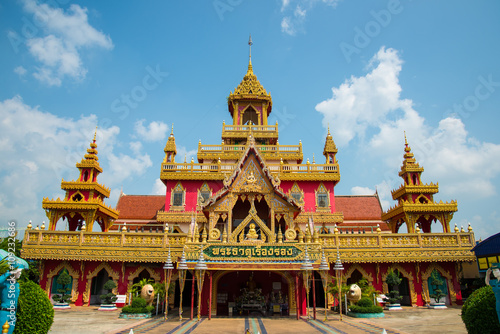 Temple in Thailand, Wat Prathat Ruang Rong, Thailand.