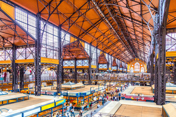 Acrylglasbilder Budapest Markthalle Budapest Innenansicht  © Vivida Photo PC
