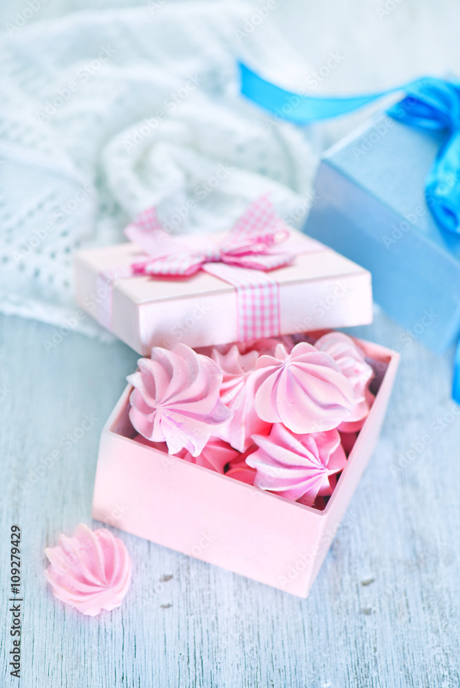 mini meringues mini meringues