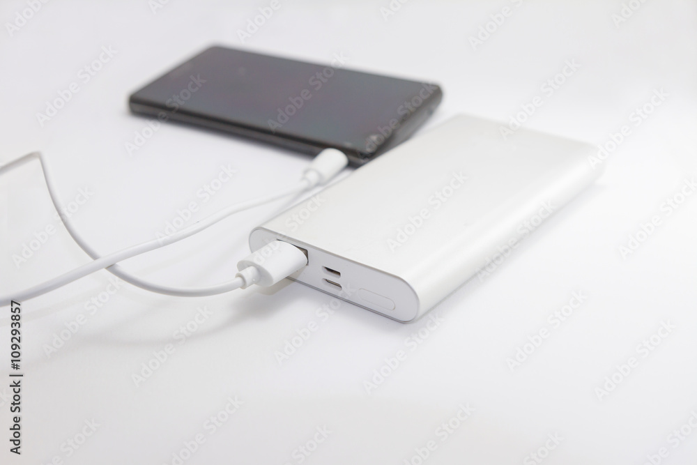 connect the power bank to mobile phone connect the power bank to mobile phone