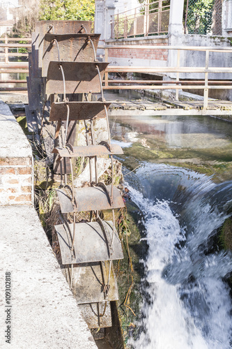 Water mills wheel