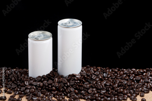 coffeebeans around white can, 