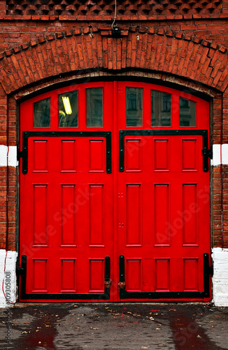 red door
