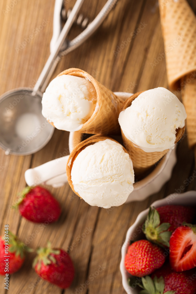 Vanilla ice cream Vanilla ice cream