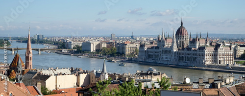 Canvas Print View towards the Parliament building in Budapest
