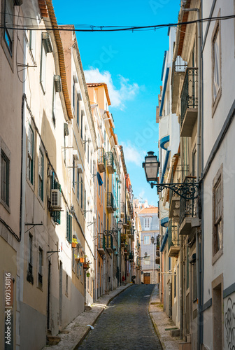 Fototapeta Naklejka Na Ścianę i Meble -  Beautiful street view of historic architectural in Lisbon, Portu