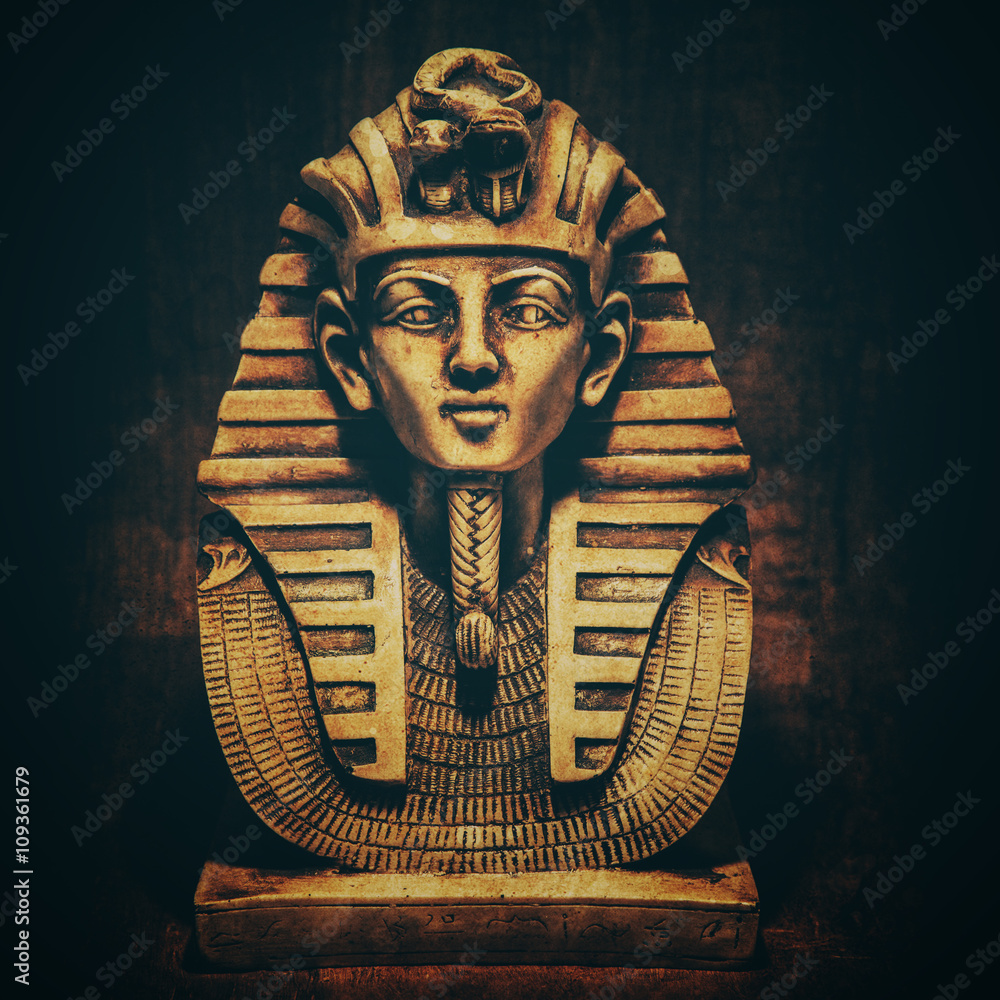 Stone pharaoh tutankhamen mask - obrazy, fototapety, plakaty 