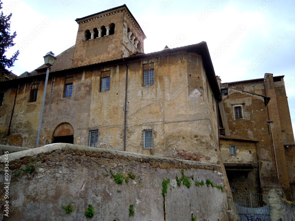 Obraz premium Rom, Basilika Santi Quattro Coronati 
