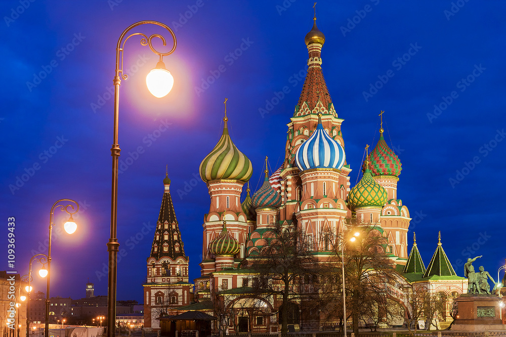 St. Basil's Cathedral night view St. Basil's Cathedral night view