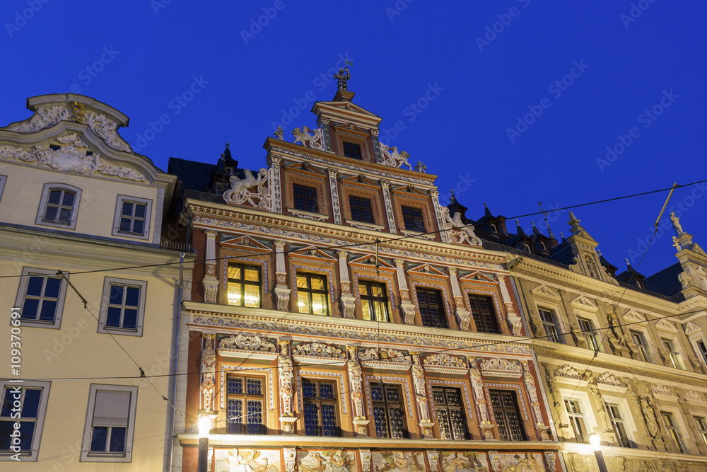 Obraz premium Fishmarkt in Erfurt in Germany in the evening