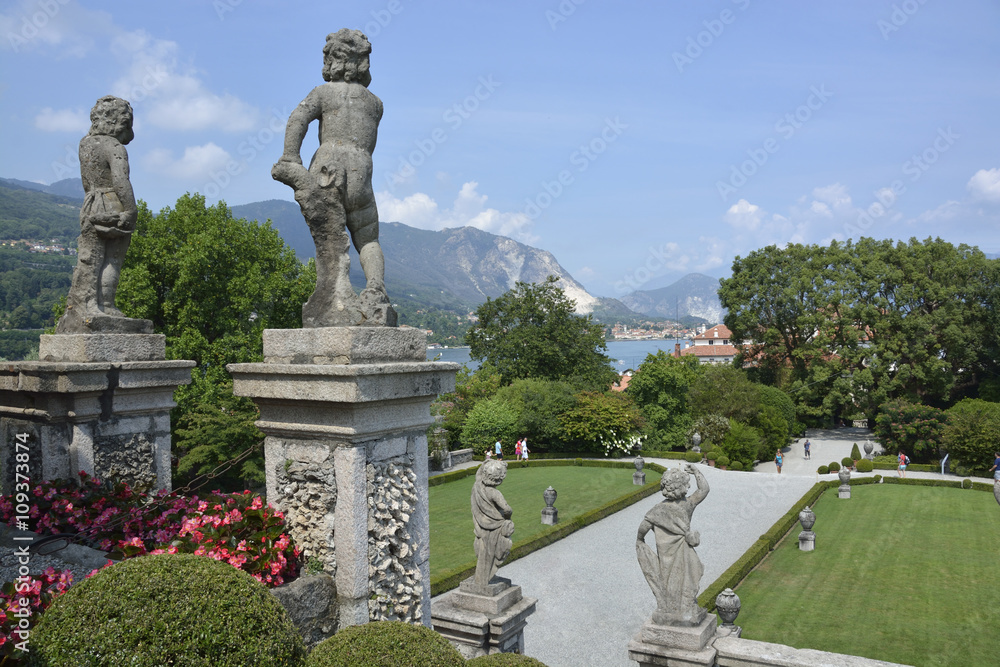 Fototapeta premium Lago Maggiore e Isole Borromee