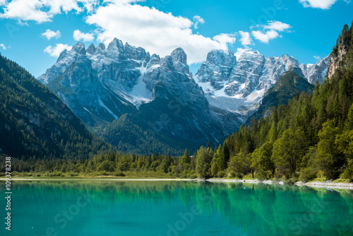Beautiful mountain lake in Dolomites © Kotangens