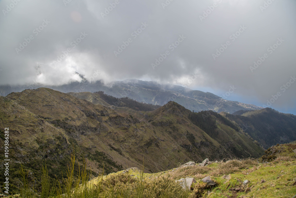 Madeira Wanderreise, mystische Wälder und verwunschene Landschaften