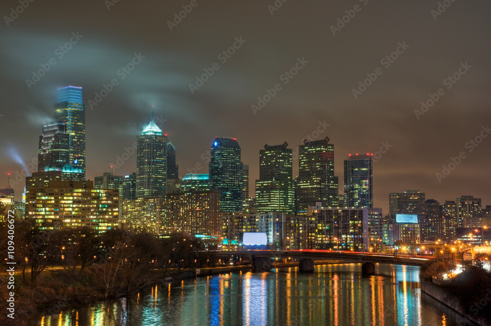 Fototapeta premium Philadelphia Skyline at Night