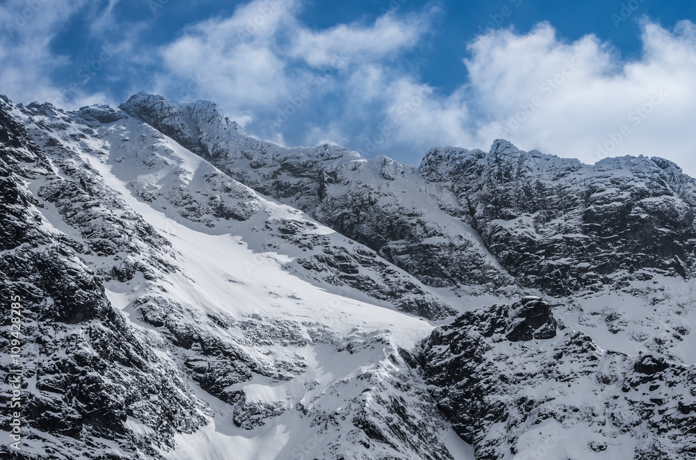 Fototapeta premium Tatra mountains, Rysy - highest mountain in Poland, in winter