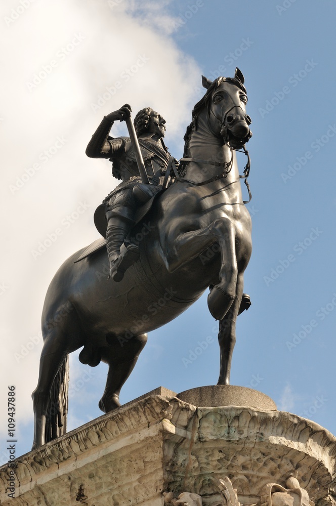Statue Karl I an Trafalgar Square in London