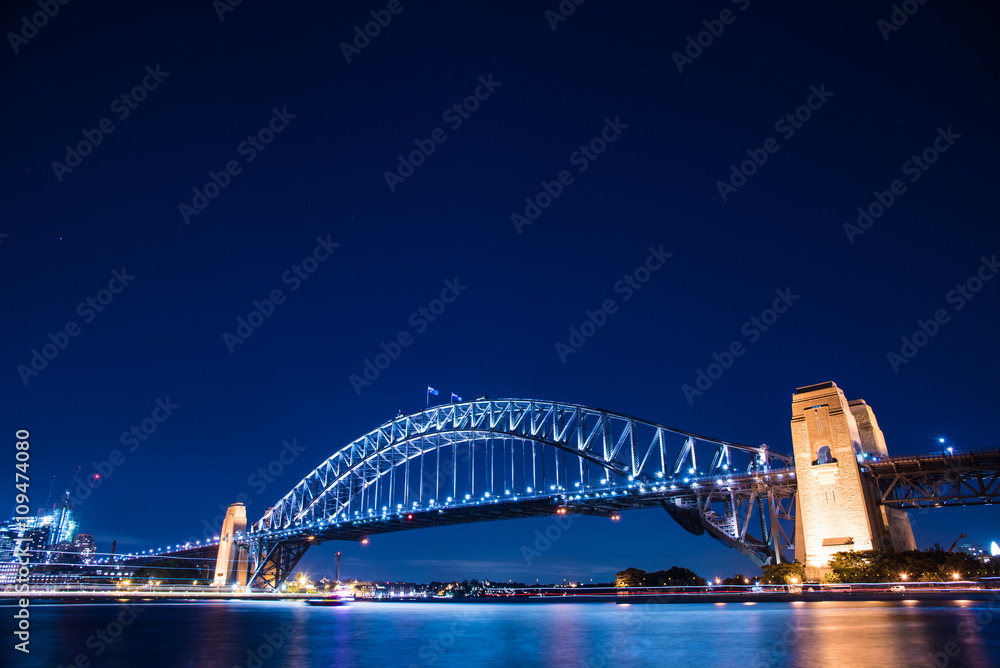 Naklejka premium オーストラリア シドニーのハーバーブリッジ