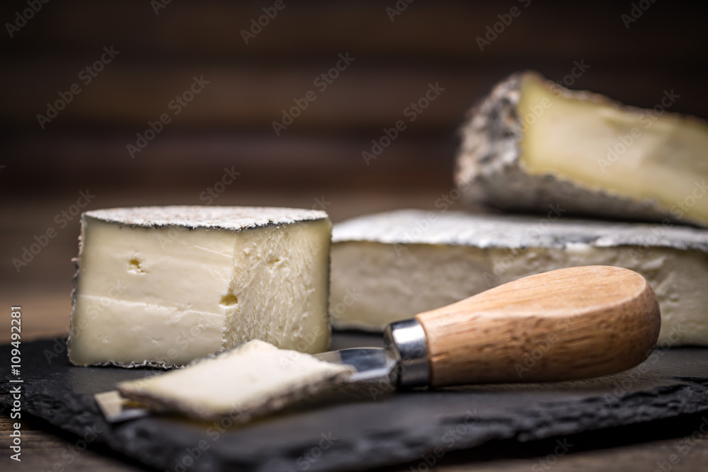 A farmstead cheese