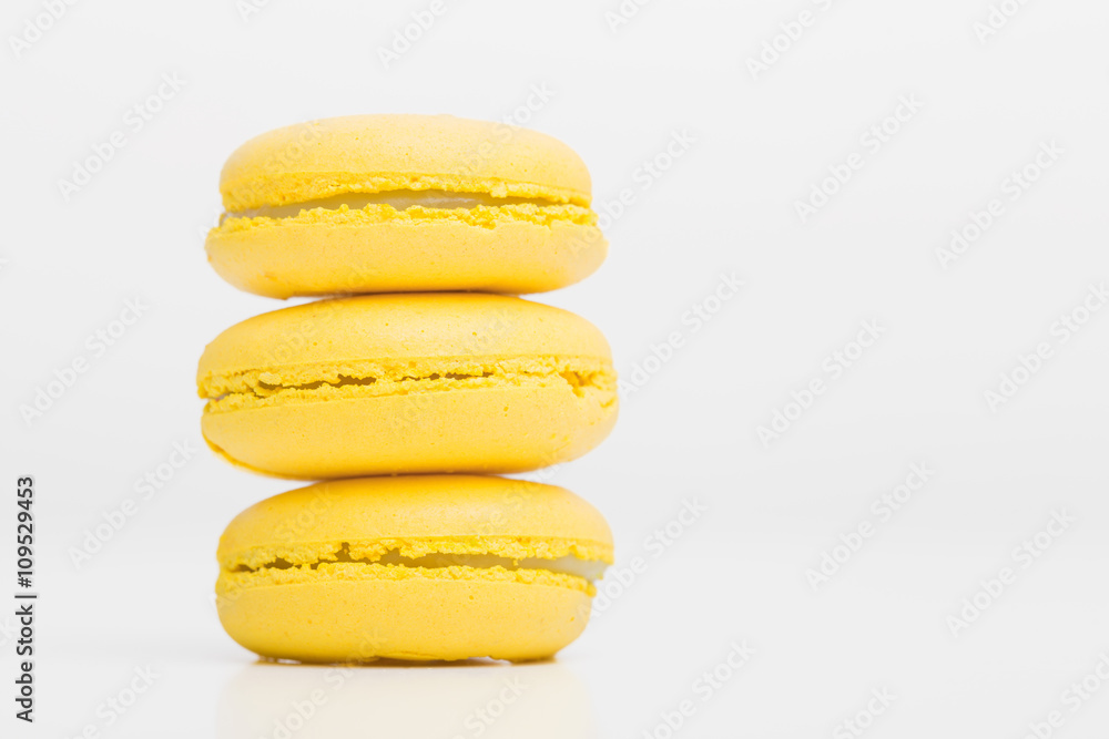 Picture of three yeallow macaroons Picture of three yeallow macaroons