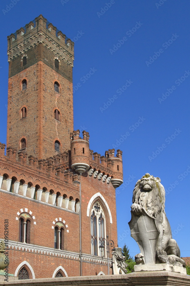 asti torre comentina e palazzo medici del vascello piemonte italia italy