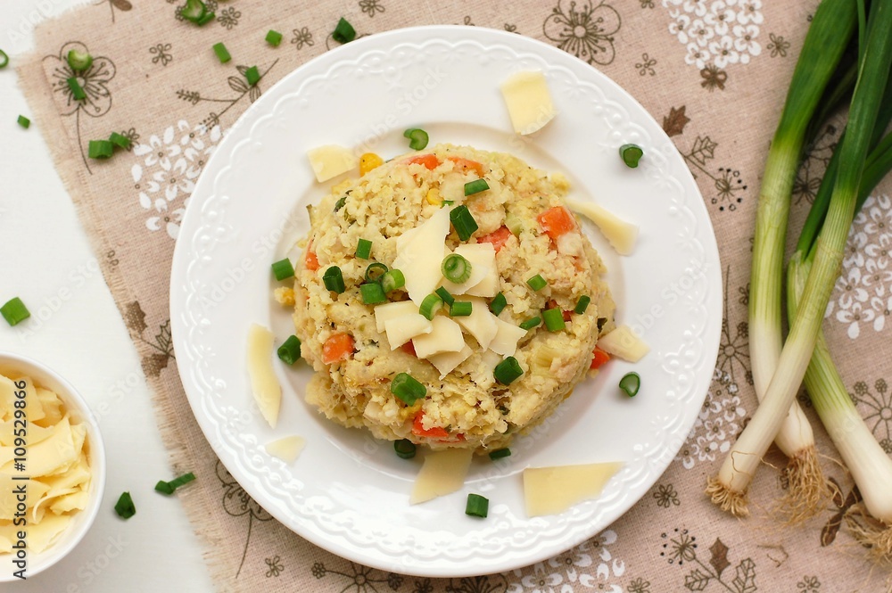Millets with vegetables, spring onion and cheese Millets with vegetables, spring onion and cheese