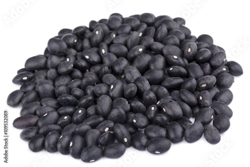 pile of black beans