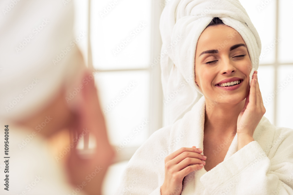 Beautiful girl in bathroom Beautiful girl in bathroom