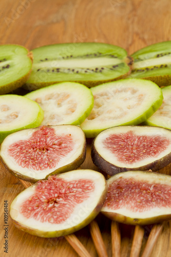 slices of kiwi, guava and fig