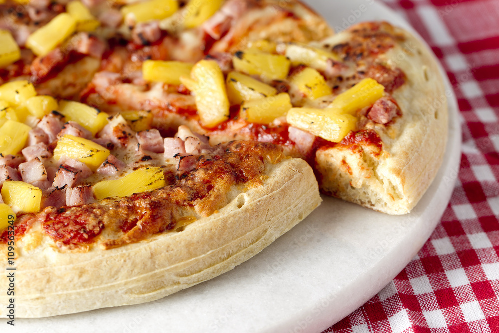 thick crust hawaiian pizza