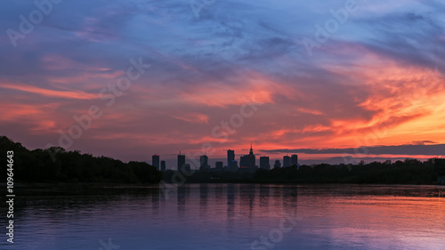 Silhouette of the city of Warsaw during sunset © fotorince