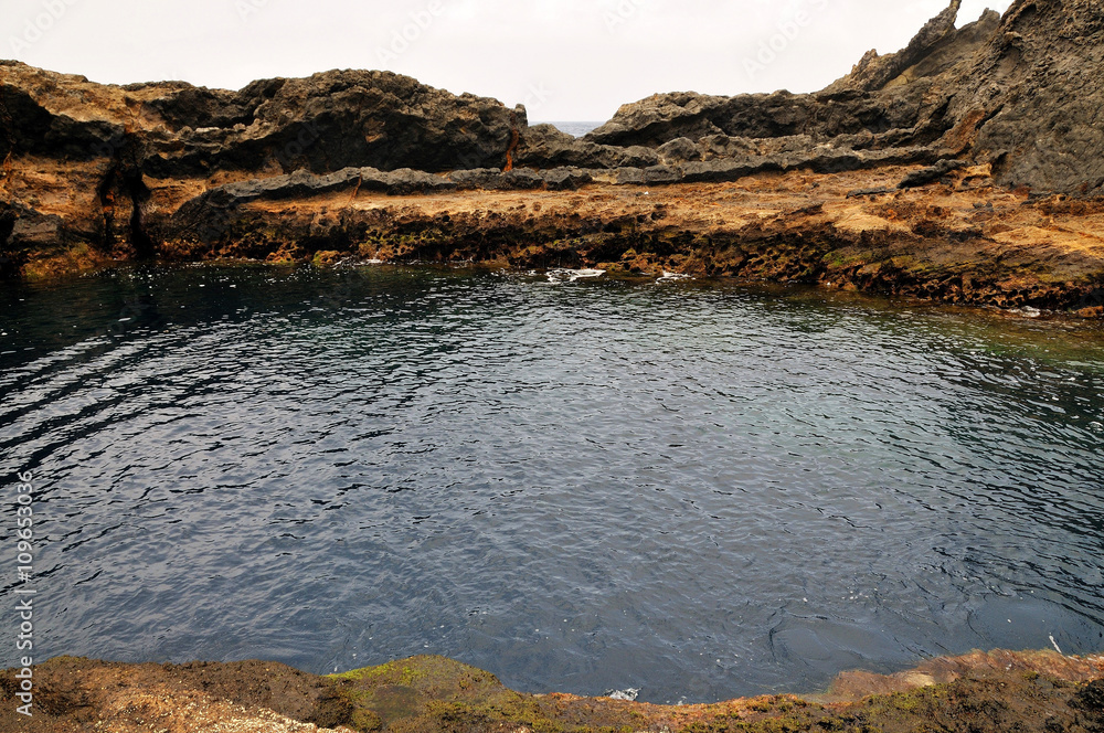 Fototapeta premium Natural Salt Water Volcanic Pool