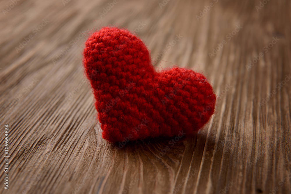 Fototapeta premium red heart on wooden background