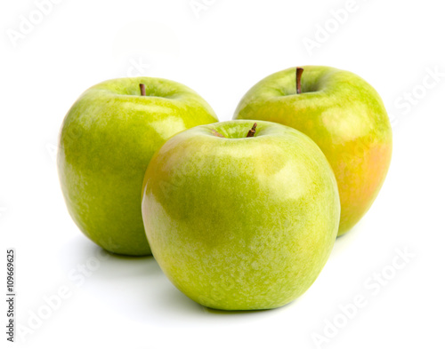 apples isolated on white background