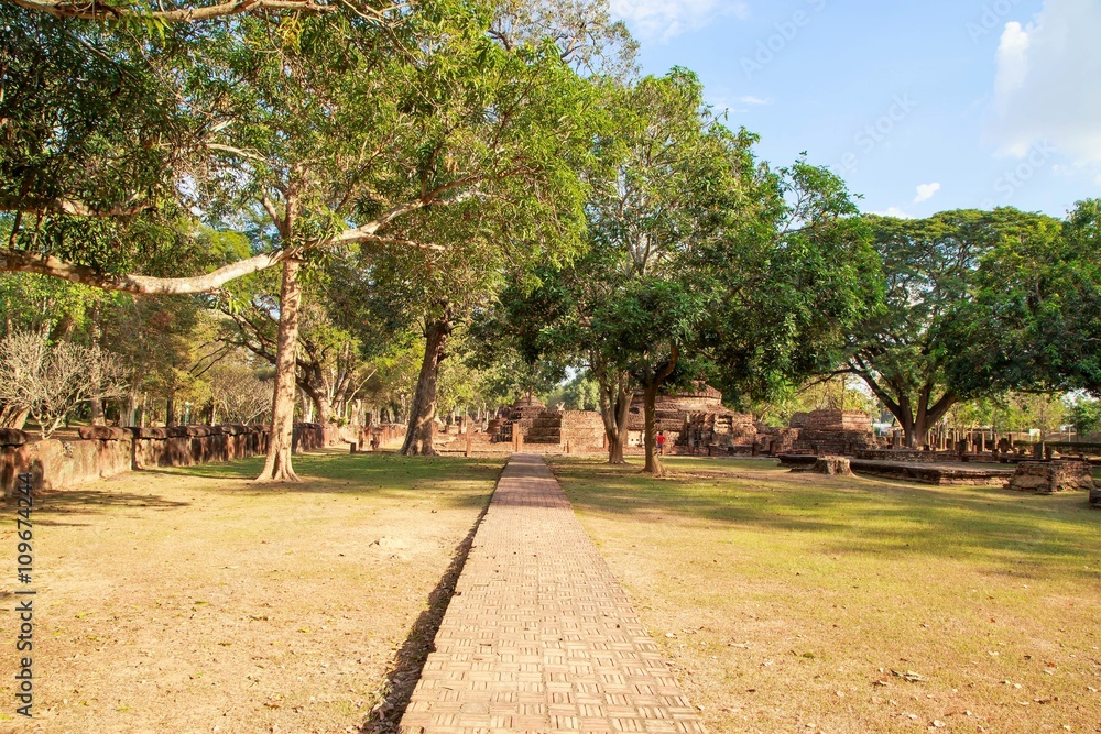 Kamphaeng Phet Historical Park, Thailand
Kamphaeng Phet Historical Park, Thailand