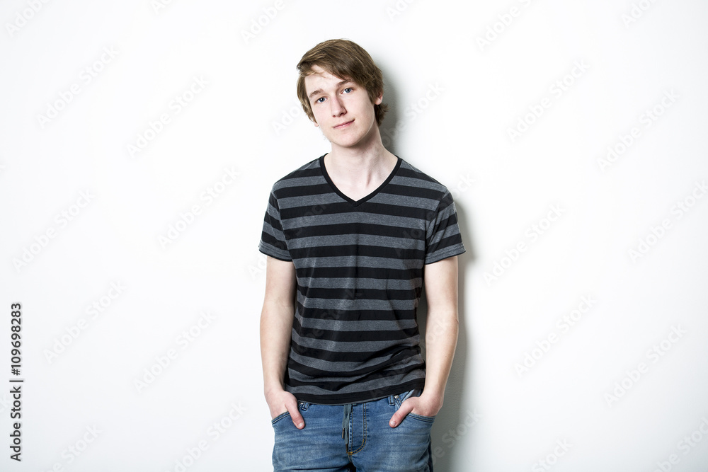 © Louis-Paul Photo - young teenage boy being photographed in a studio.